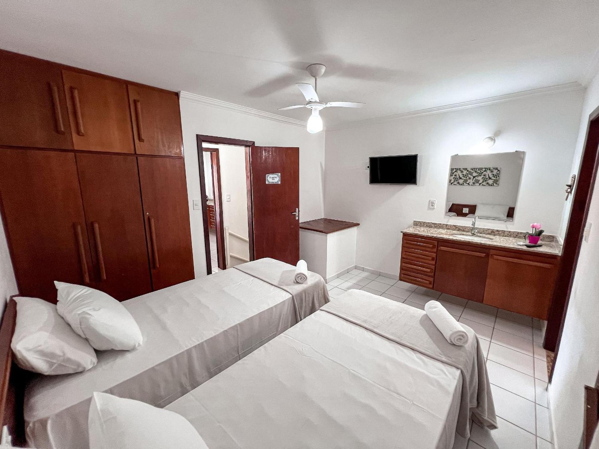 Casa Taperapua: Beachfront With Pool, Sauna, And High-speed Wi-fi