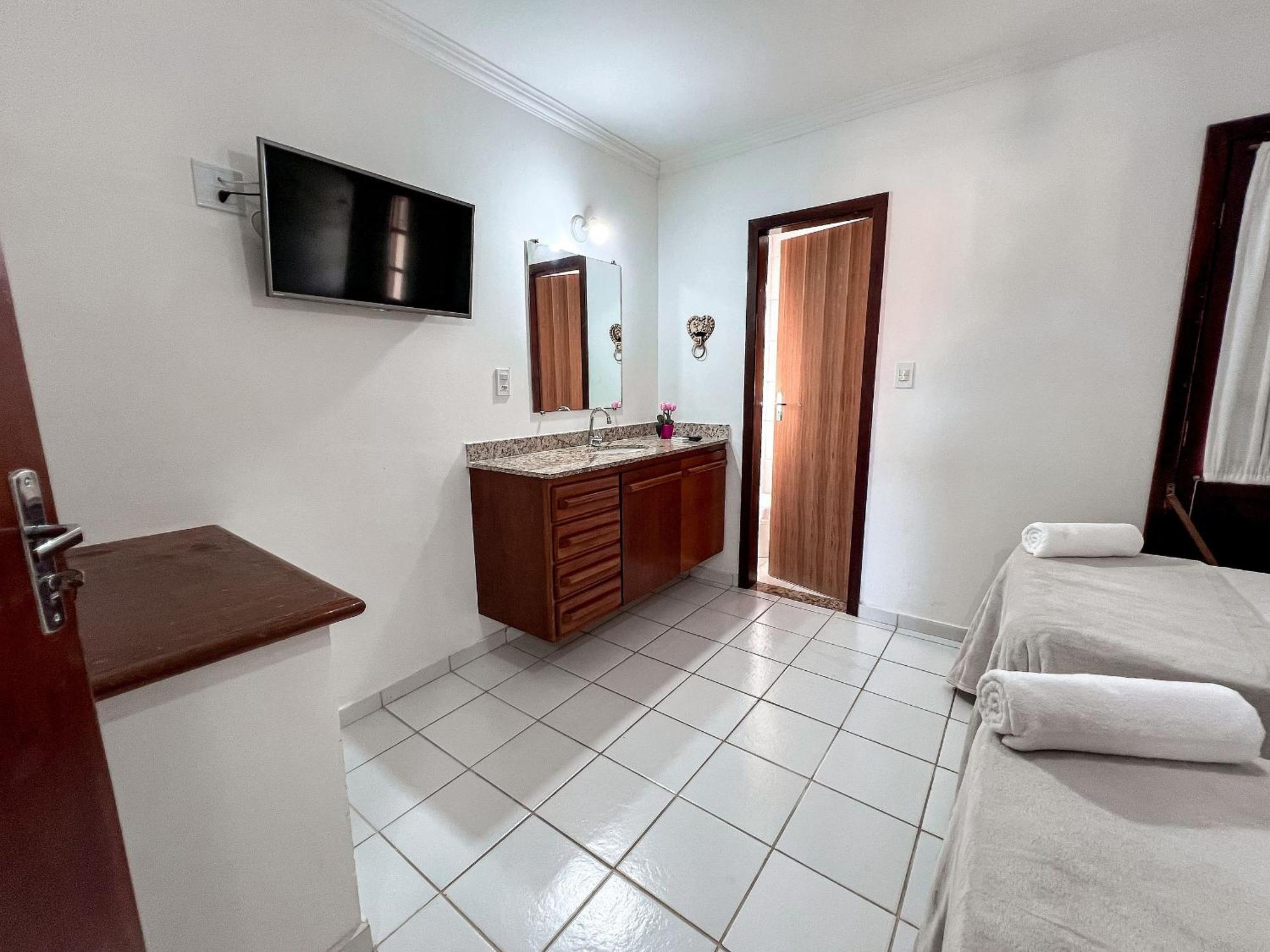 Casa Taperapua: Beachfront With Pool, Sauna, And High-speed Wi-fi *